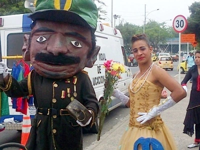 ‘Jovita’ y otros personajes del Cali Viejo, piden respetar normas de tránsito