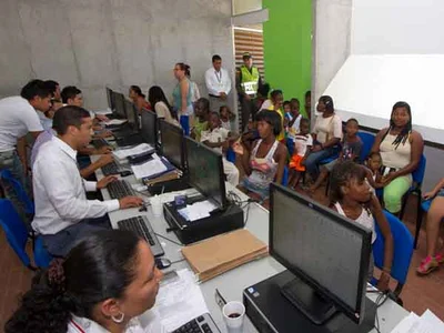 “Continúan jornadas para seguir matriculando a más estudiantes en Cali”