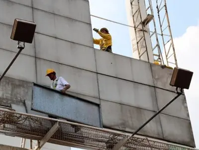 Desmonte de vallas, tras acuerdos entre empresas y la Alcaldía: Cali se descontamina visualmente