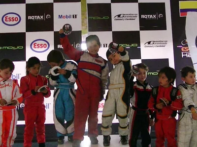 Caleño de 7 años toma pista en el kartismo colombiano
