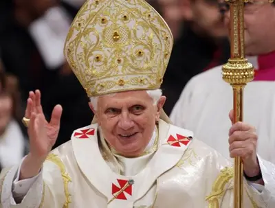 “El Papa Benedicto XVI deja un legado y ya ocupa un lugar en la historia”: Alcalde
