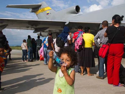 La Alcaldía brinda ayudas a viajeros afectados por paros de caficultores y camioneros en el país