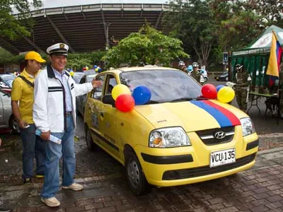 Se lanzó el Programa de Capacitación a Taxistas caleños en Cultura Ciudadana y Seguridad Vial