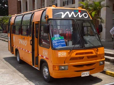 Con la implementación de una nueva ruta, se inicia operación de buses naranja en el oriente de Cali