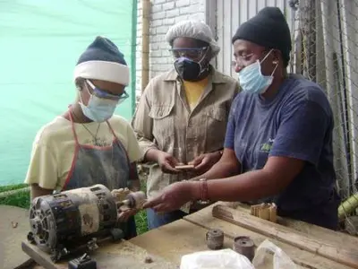 Instituto Popular de Cultura estimula la creación y nuevas posibilidades de sustento para familias en comunas de Cali