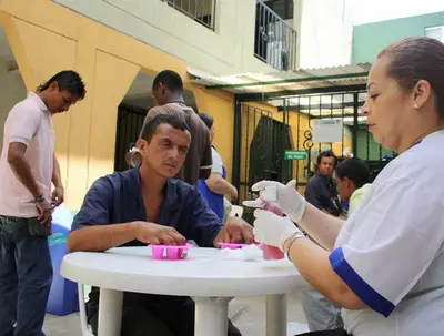 Secretaría de Bienestar Social realizó jornada de cuidado personal con habitantes de la calle