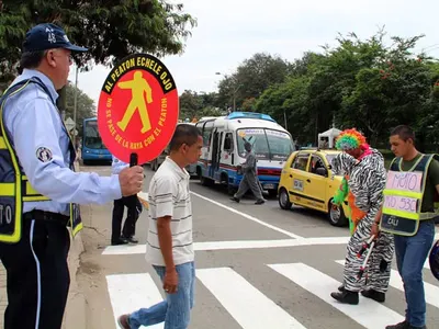 Seguridad de los peatones caleños, prioridad de la Administración Municipal