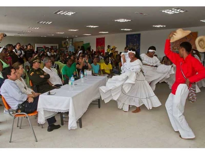 400 jóvenes en alto riesgo de tres comunas de Cali tienen nuevas oportunidades de vida, gracias al Colectivo de Oriente