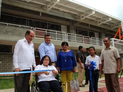 El Alcalde entregó obras por $ 3.000 millones en institución educativa del nororiente caleño