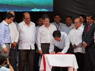 Congresistas y líderes gremiales respaldan la devolución de Emcali a la ciudad