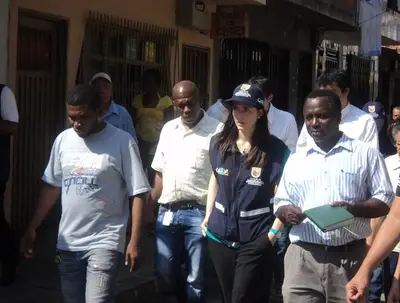 La Directora de Hacienda recorrió las tres etapas del barrio Petecuy
