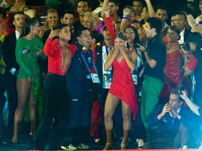 Caleños campeones de baile deportivo, orgullosos por su medalla dorada