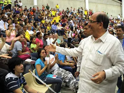 Alcalde Guerrero entre los mejores 8 mandatarios del país