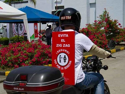 Campaña de Movilidad: “Amigo motociclista: en Cali, seguro vas por la derecha”