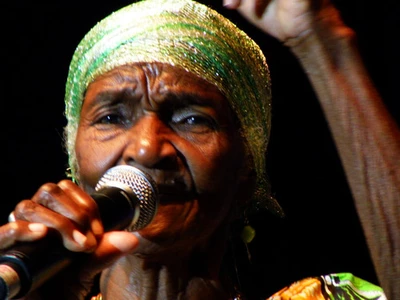 Sentido adiós desde la Cumbre Afro por fallecimiento de la cantadora Graciela Salgado