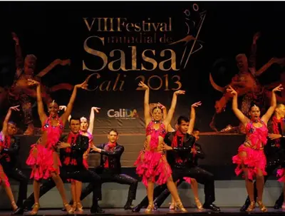 Sector turístico y gremios de la salsa se capacitan en inglés