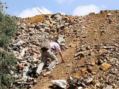 Luego de operativo en escombrera ilegal del Aguacatal, Dagma notifica caso a la Fiscalía