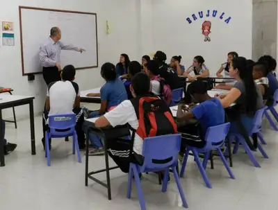 Evalúan programa de Jornadas Escolares Complementarias, tras un mes de iniciado