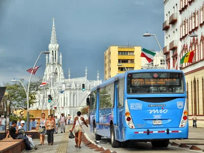 Nueva ruta del MÍO se integra con el Paseo de la Avenida Colombia