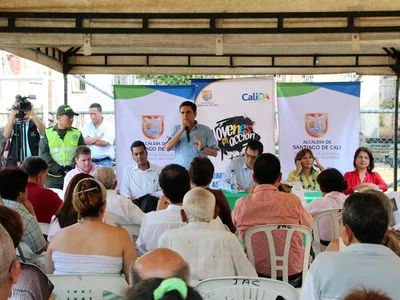 Nueva Iluminación en el jarillón y parques de la comuna 6 mejoran las condiciones de seguridad