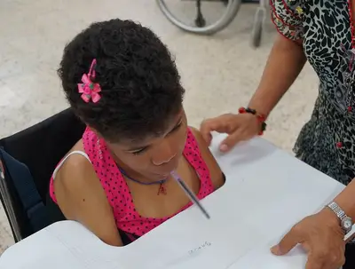 Convenio de Secretaría de Bienestar Social beneficiará a 102 personas discapacitadas de la Comuna 2