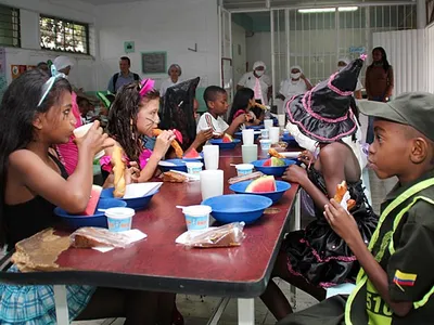 Institución Ciudad Córdoba celebró el Día de los Niños en los desayunos escolares