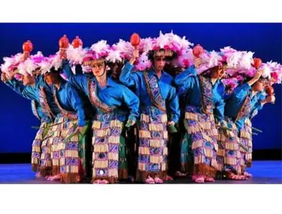 El Ballet Folklórico de México llega a la sucursal del cielo