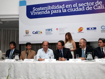 Convenio firmado por el alcalde Guerrero busca economizar en un 20 % el consumo de agua y energía en Cali