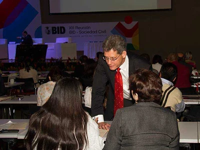 Motor de desarrollo en América Latina y el Caribe es la inclusión social, tema de Reunión BID-Sociedad Civil