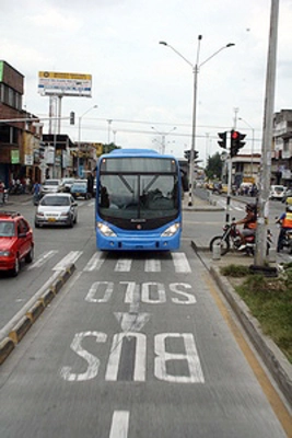 LA TARJETA INTELIGENTE MIO ES EL ÚNICO MEDIO PARA INGRESAR AL SISTEMA DE TRANSPORTE MASIVO