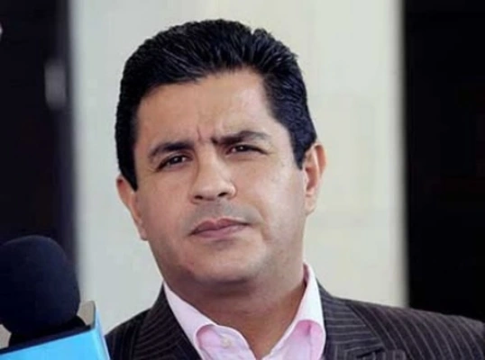 Campañas deben ser con ideas no de adjetivos