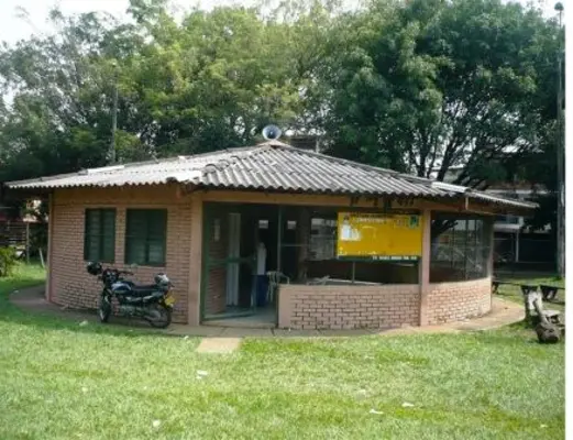 La Alcaldía remodela la sede comunal del barrio Francisco Eladio Ramírez