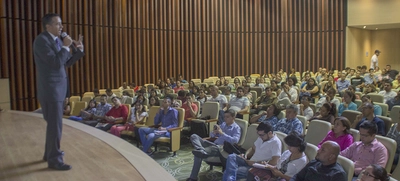 Conferencias gratuitas con expertos para emprendedores de la ciudad  