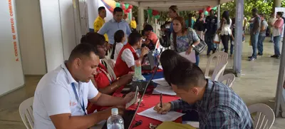 Aplique a vacantes laborales a través del Servicio Público de Empleo