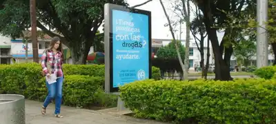 Emru y la empresa Eucol garantizan respeto por el ciudadano y el espacio público en los paraderos