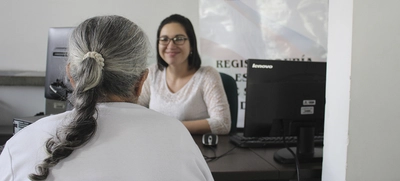 Atención exclusiva de registraduría en el Centro de Atención para el Adulto Mayor
