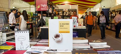 Aquí le contamos en dónde están y qué ofrecen las carpas en la Feria del Libro