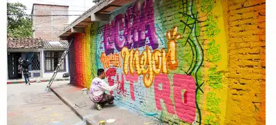 La calle del color que borró fronteras en Petecuy I