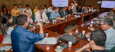 Contra el Covid 19, la vacuna está en las manos, sostiene alcalde Ospina