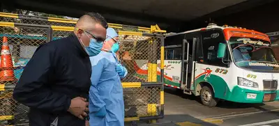 Pasajeros de buses intermunicipales se “vacunaron” contra el Coronavirus en la Terminal de Transportes de Cali