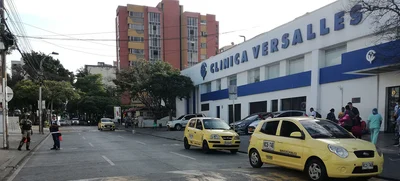 Autorizado cierre vial para instalación de zona de atención médica ambulatoria en la clínica Versalles