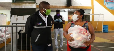 700 ayudas humanitarias fueron entregadas a vendedores informales