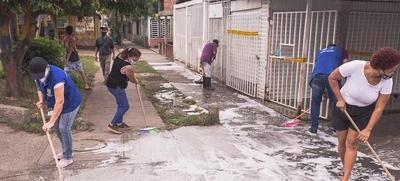 Habitantes de Pízamos se unieron al “Lavatón por la Vida”