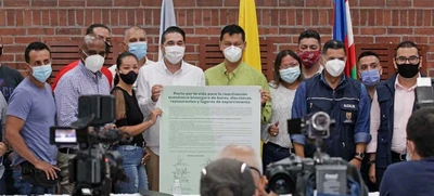 Comerciantes nocturnos firmaron pacto por la vida con la Alcaldía de Cali