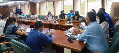 Alcaldía de Cali y carretilleros acuerdan ruta para acabar con el trabajo animal
