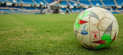 Este domingo, vivamos la fiesta de fútbol en paz