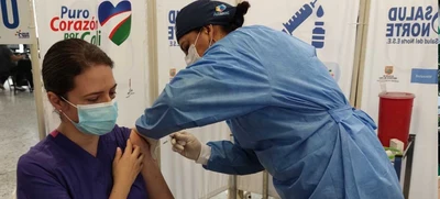 Más de 50.000 trabajadores de la salud en Cali han recibido la primera dosis de la vacuna contra el covid-19