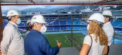 Alcalde Ospina verifica como van las obras en el Pascual Guerrero