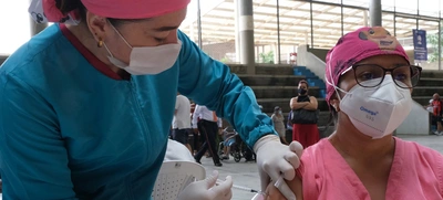 Inicia ‘Ruta por la Vida’, la estrategia para vacunar al talento humano en salud de Cali