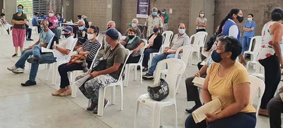 Red de Salud Pública de Cali se reactiva para vacunar contra la covid-19 a adultos mayores y personal de la salud